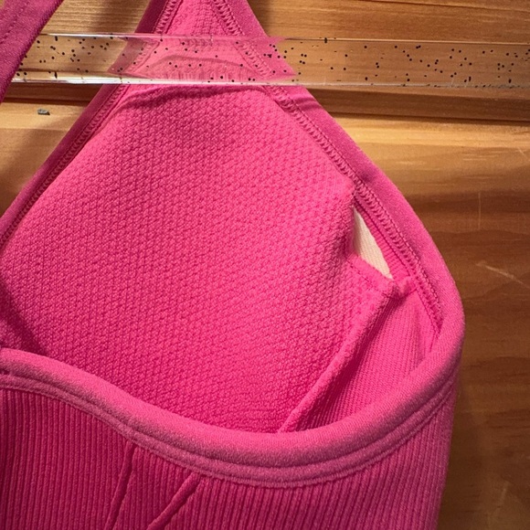 SPORTS BRA PINK SOMA STRAPPY BACK  LONG LINE XS NWT 48.00 - Picture 5 of 11